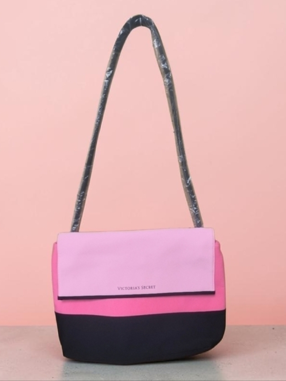 VICTORIA'S SECRET | LARGE INSULATED COOLER TOTE \ TRAVEL BAG - BRAND NEW!